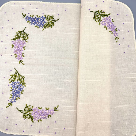 Linen Placemats & Napkins Hand Embroidered Set of 4 Ecru Purple Vintage - Picture 7 of 10